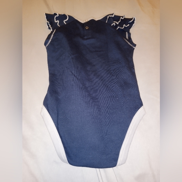 *HP* Like New Baby Girls NFL Cowboys Onesie 12m - Picture 3 of 3